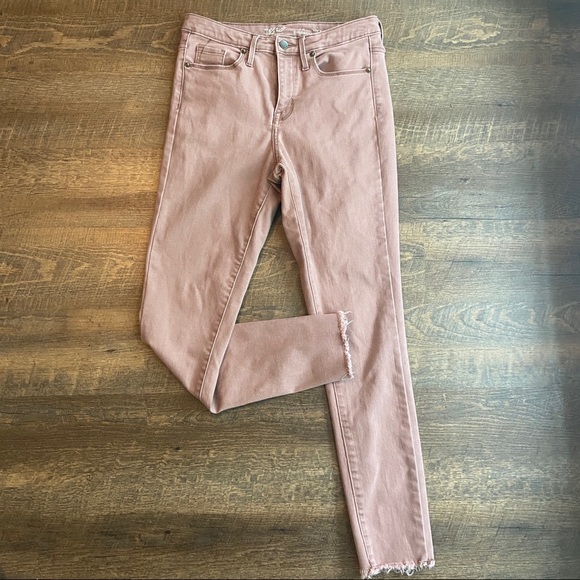 (CLOSET CLOSING FINAL SALE) High Rise Skinny Blush Pink Denim Stretch Jeans - Picture 2 of 7